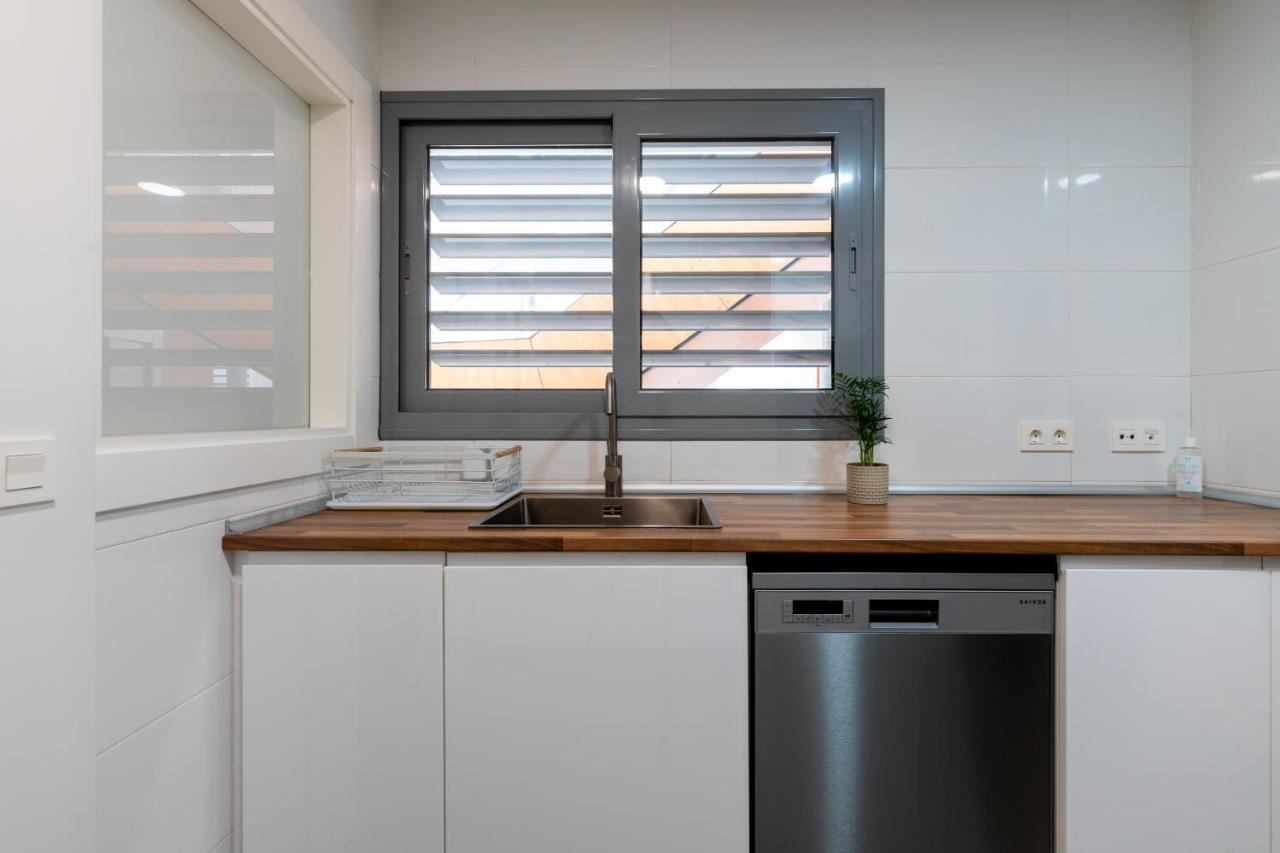 Piso Nuevo En Triana Apartment เซบีญา ภายนอก รูปภาพ